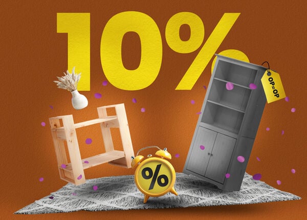 Banner met twee boekenkasten met label 'Op=Op', vloerkleed en wekker met grote gele tekst '10%'