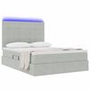 vidaXL Opbergbed met LED met matras Lichtgrijs 140 x 190 cm Fluweel