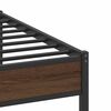 vidaXL Bedframe zonder matras metaal bruin eikenkleurig 200x200 cm
