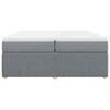 vidaXL Boxspring met matras stof lichtgrijs 200x200 cm