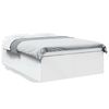 vidaXL Bedframe bewerkt hout wit 135x190 cm
