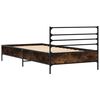 vidaXL Bedframe bewerkt hout en metaal gerookt eikenkleurig 100x200 cm
