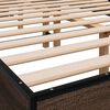 vidaXL Bedframe bewerkt hout metaal bruin eikenkleur 135x190 cm